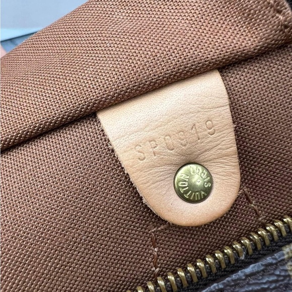 Louis Vuitton Speedy 35 Monogram - Picture 14 of 14